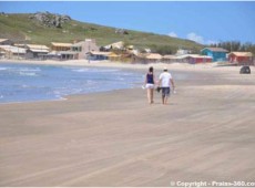 Moradores da Praia da Galheta, em Laguna, obtêm primeira vitória para manutenção das  casas no Balneário